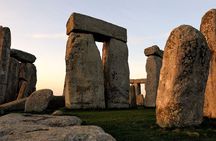 Windsor Castle, Stonehenge and Bath Day Trip from London