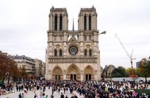Inside Notre-Dame Tour with a Licensed Guide