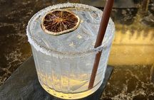 Cocktails & Culinary Gems: Boston's Evening Food & Drink Tour