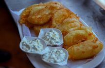 Medellin: Empanada Cooking Class by Local Chef in Comuna 13