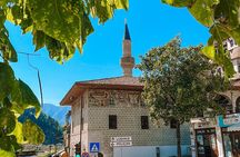 From Tirana: Berat City, Belshi Lake and Roman Baths Tour