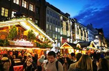 Neuschwanstein Castle by bus & Munich Xmas Market walking tour