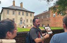Old Town Alexandria (Entry to Gadsby's Tavern & Christ Church)