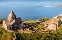 Day Tour Tbilisi to Armenia with Lake Sevan and Yerevan
