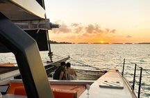 LUXURY Catamaran Bora Bora : The Sunset Escape