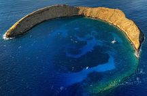 2-Tank Dive K2 Power Catamaran featuring the Molokini Crater