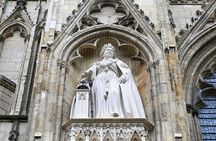 York Minster Guided Tour with Entry & Audio Guide