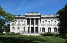 Newport Open Air Trolley Tour With Breakers Admission (Ages 5+)