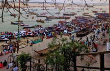 Delhi to Varanasi: Tour to the Sacred Ganga Aarti Ceremony