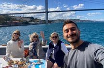 Luxury Bosphorus Yacht Tour – Asian Side Stop & Exploration