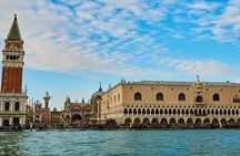 Doge's Palace skip the line with a guide architect 