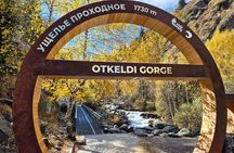 Alma-Arasan & Ayusai Mountain Gorges with Hot Springs Tour