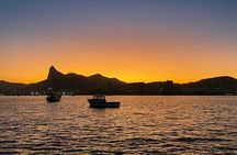 Sea Kayaking Adventure Along Rio de Janeiro’s Stunning Coastline