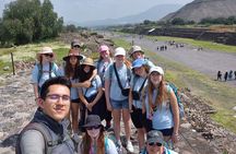 Teotihuacan Pyramids: 100% Private Tour with Transportation
