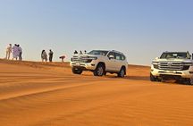 Sunrise/Sunset Desert Safari 4x4 with BBQ and Entertainment Shows