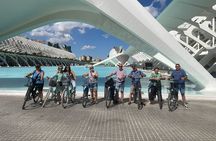 Valencia (Ruzafa): Guided Bike Tour of the city's highlights.