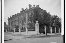 Gilded Age Mansions of Fifth Avenue Walking Tour