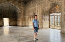 From Delhi: Private Agra & Taj Mahal Tour with 5 * Lunch