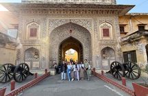 Jaipur: Full Day City Highlights Tour with Tour Guide