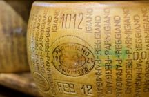 Parmesan Cheese Tour and Tasting in Modena