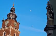 Kraków Old Town Tour with Local Comedian and Scholar