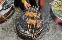 Hoi An street food, walking old town or cycling, lantern boat