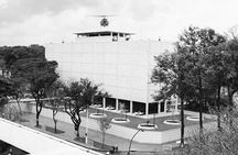 Wartime Saigon Historical Tour with Lunch and Guided Insights