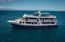 MONSERRAT GALAPAGOS YACHT ITINERARY A 5 Day Itinerary 