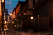 Kyoto Gion Small-Group Cultural Walk: Geisha Traditions Explained