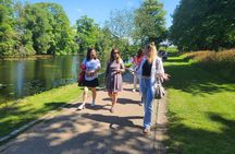 Private Walk & Canal Tour - Highlights + Changing of the Guards