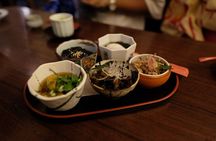 Kyoto Night Food Tour in Pontocho – 13 Dishes & 3 Drinks