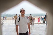 From Delhi: Taj Mahal Sunrise & Aga Fort with Tour Guide by Car