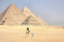 VIP All Inclusive Giza Pyramids Tour with Camel Ride and Lunch