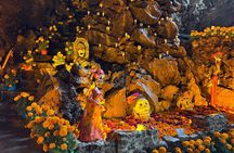 Teotihuacan and Grotto Restaurant From Mexico City