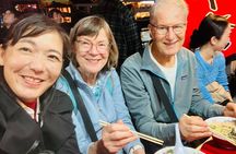 Fukuoka: Nakasu Food Stall Private Guided Tour with Tastings