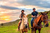 Sunset Mountain Vista Horseback Trail Ride on Oahu