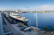 Skip-the-line Royal Yacht Britannia Private Tour & Transport