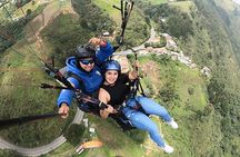 Paragliding Flight Excursion over Medellin