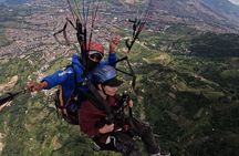 Paragliding Flight Excursion over Medellin