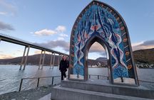Tromso Walking Tour with Treasure Hunt and Arctic Cathedral Visit