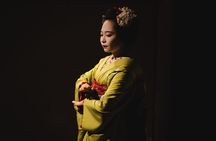 Kyoto Geisha Show Cultural Hour with an apprentice geisha, Maiko