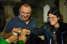 Kyoto Gion Night Tour: Nighttime Walking with Sake