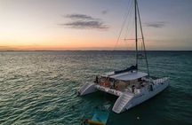 Sunset Sailing Adventure to Isla Mujeres Unlimited + Transfer from Cancún
