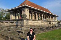 Explore Colombo Heritage and Cultural Temples Tour by Tuk Tuk 