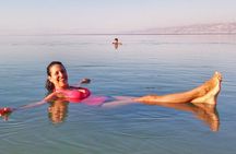 2 Days Petra Wadi Rum and Dead Sea Martian Experience 