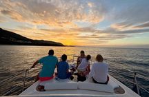 Cefalù : Mini Yacht Tour with Aperitif, Snorkeling and Caves