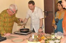 Flavors & Sights of Mumbai: Private Cooking Class and City Tour
