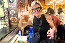 Mumbai Street Food & Beach Tour with 10+ Tastings