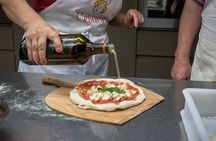 Private Pizza & Tiramisù Class at local home in Cagliari