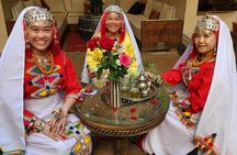 Traditional Moroccan Dress Experience in Marrakech